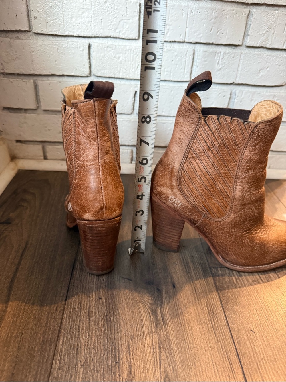 Bed Stu brown full leather pull on booties $55